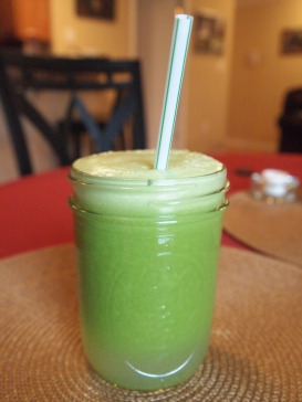 Green juice (celery, kale, cilantro, lemon, green apple)